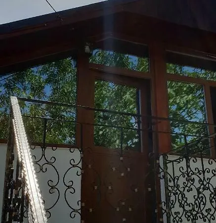 The Mansard Habitación en casa particular Mangalia